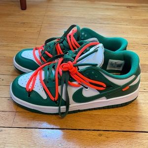 Off white pine green dunk